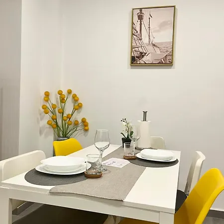 Almada Downtown 104 Порту